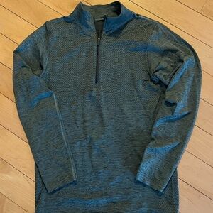 Men’s Lululemon quarter zip Pullover